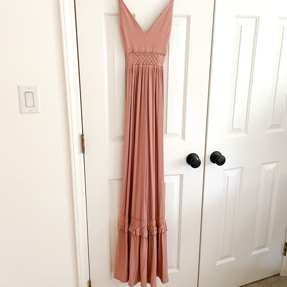 ❗️REDUCED❗️ 
Altar’d State Maxi 🌷